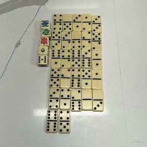 Vintage small domino (27) and set a five poker dice set